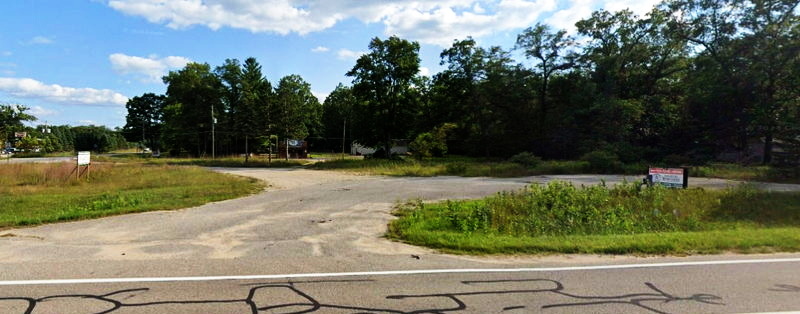 Wellston Hardware (Petersons Hardware) - Now An Empty Lot (newer photo)